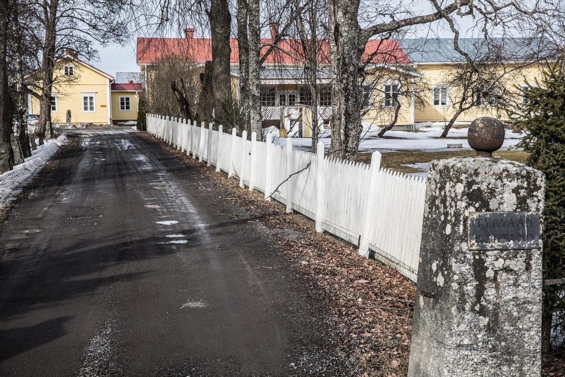Attendon antamien tietojen mukaan Tyrvään kartanon henkilökunnan määrä väheni kahdessa vuodessa 25 prosenttia.